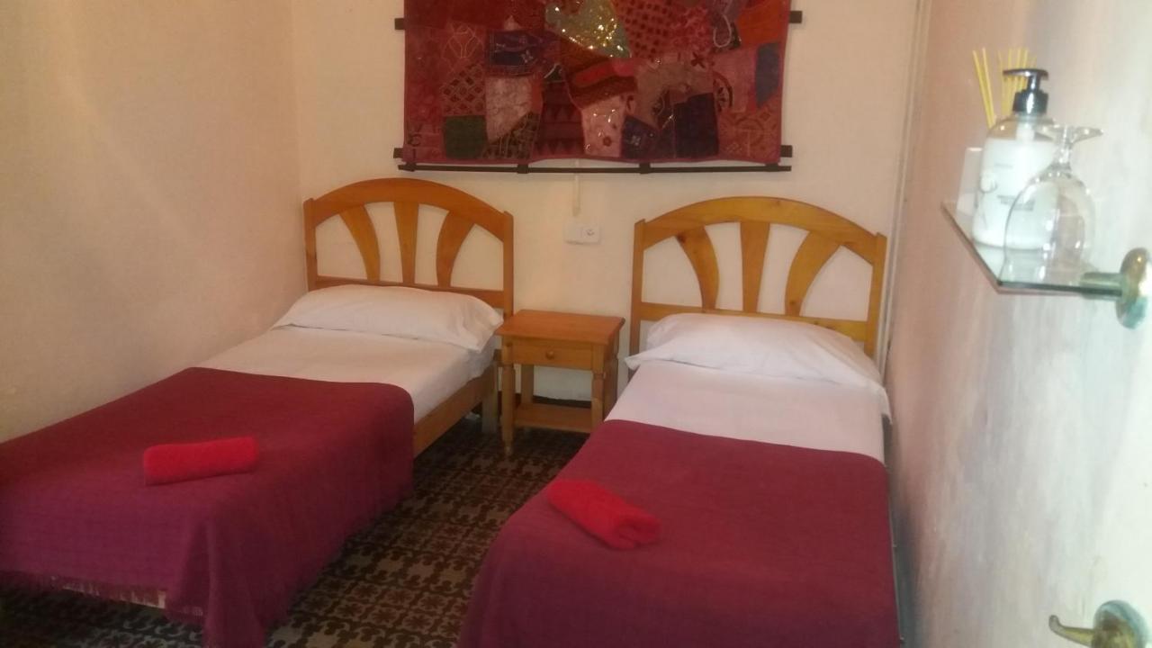 Hostal Corona Palma Kültér fotó