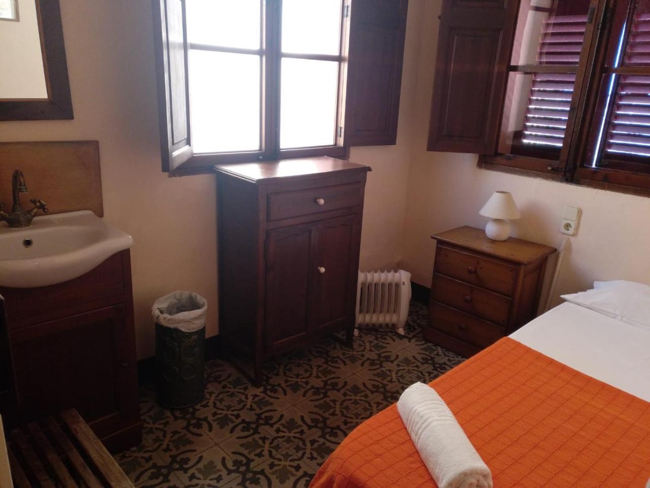 Hostal Corona Palma Kültér fotó